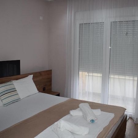 S&M Apartments 울친 외부 사진