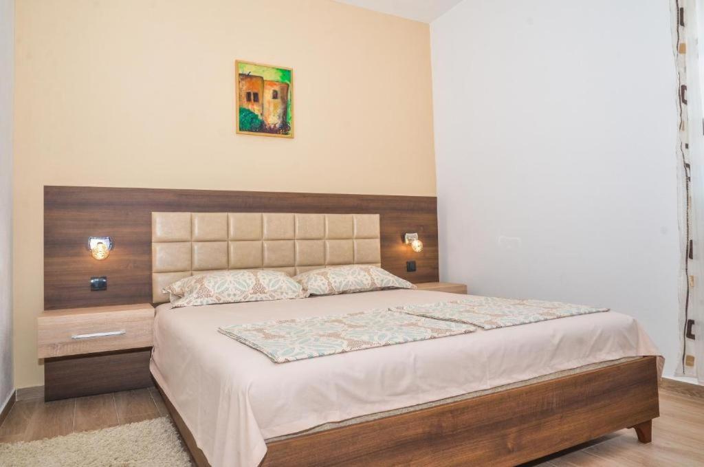 S&M Apartments 울친 외부 사진